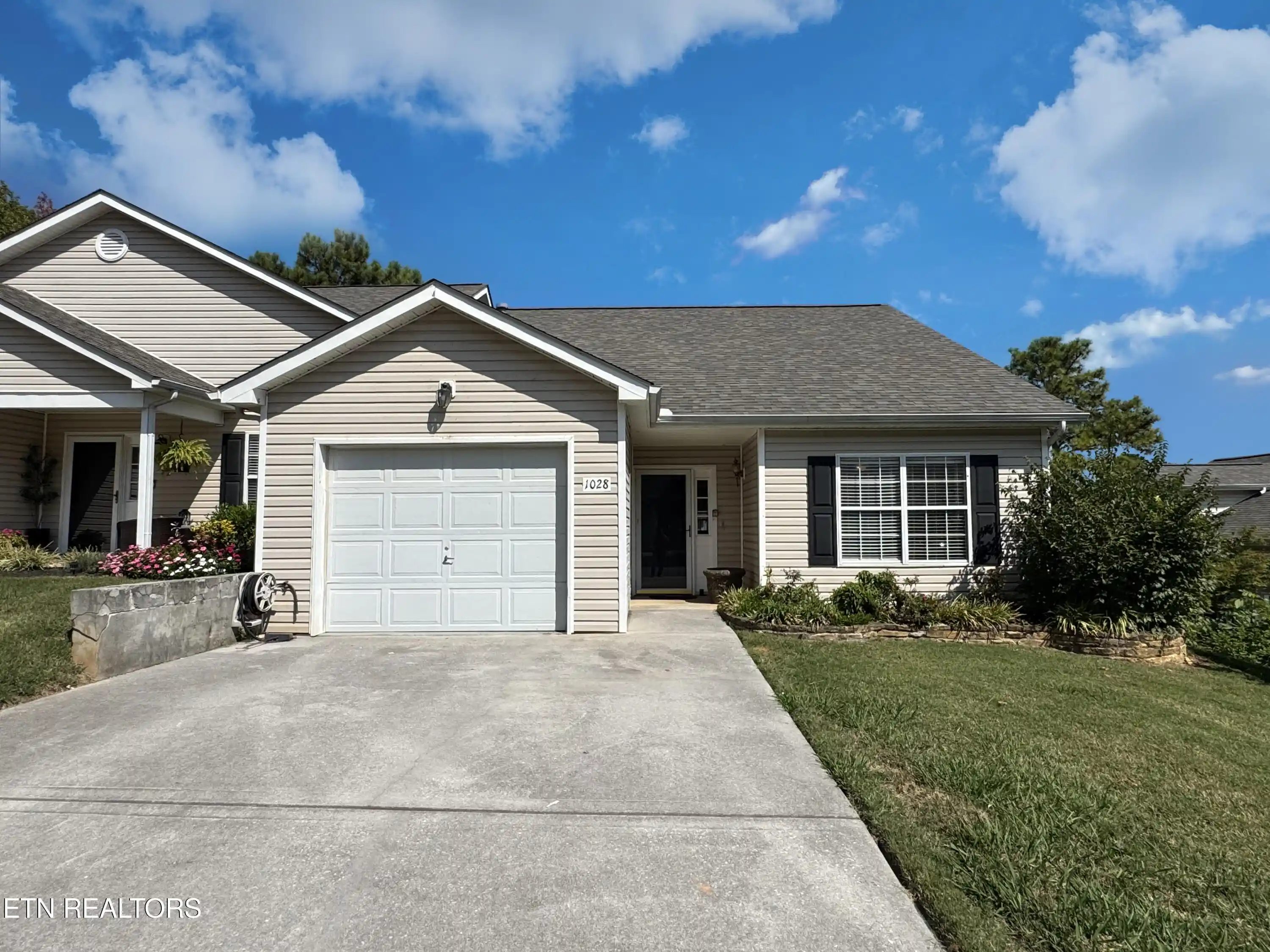 Listing Photo 1 - Condo for sale in 1028 Ashley Michelle Ct located at 1028 Ashley Michelle Ct, Knoxville, TN 37934 - Unit 1028 Ashley Michelle Ct