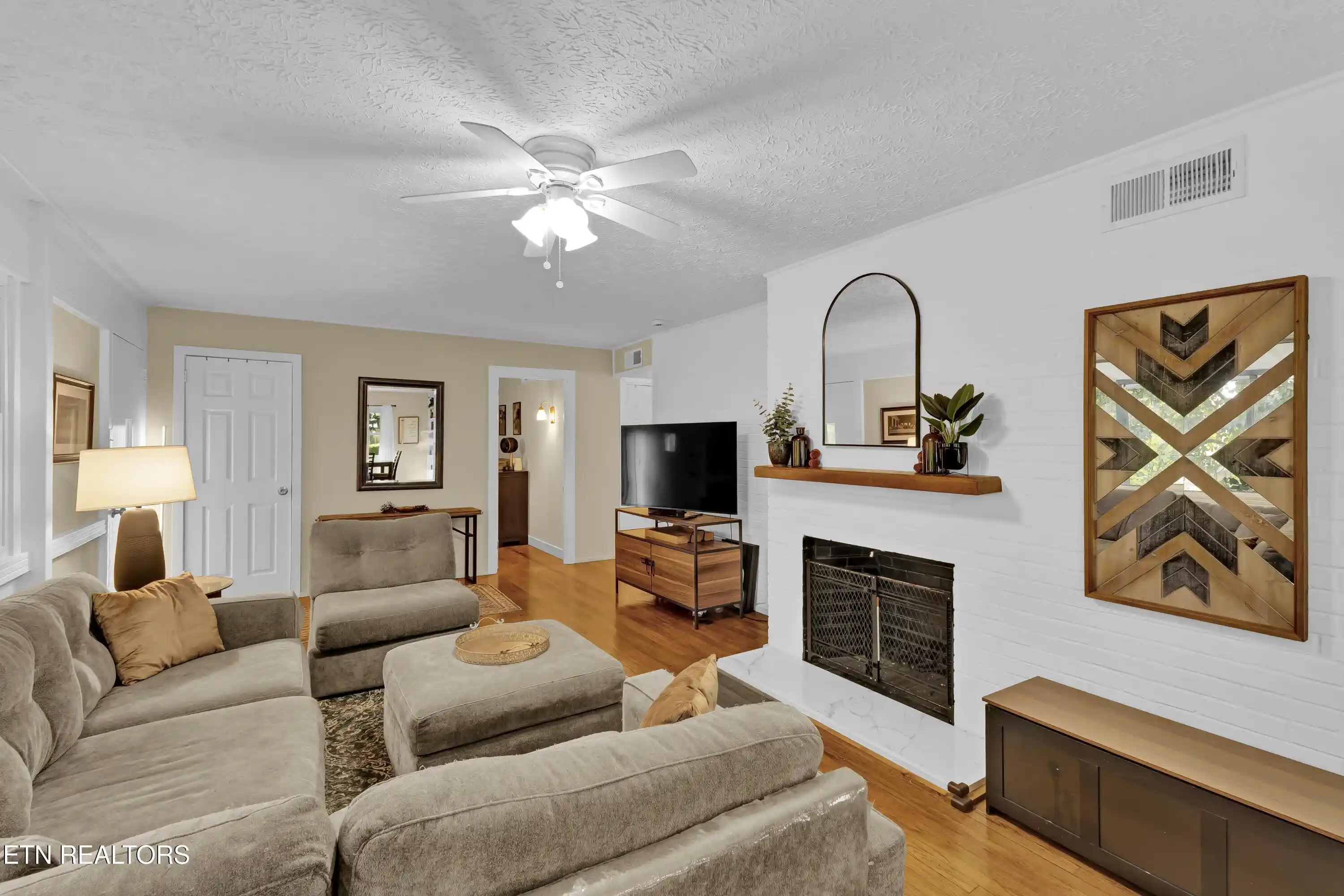 Single family home for sale at 604 Florida Ave, Oak Ridge, TN 37830 | MLS# 1358043