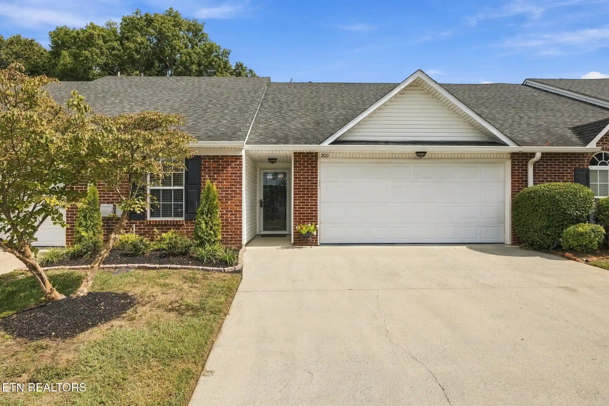 Listing Photo 1 - Condo for sale in 509 Concord Villas Wy located at 509 Concord Villas Wy, Knoxville, TN 37934 - Unit 509 Concord Villas Way