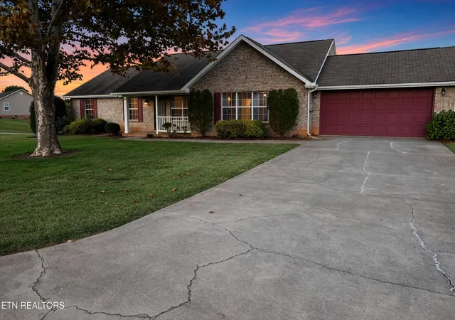 Single family home for sale at 1324 Prairie Pl, Greenback, TN 37742 | MLS# 1357541