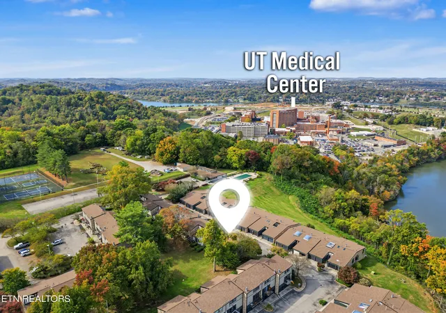 Photo 2 of Condo for sale at 1852 Cherokee Blf Dr, Knoxville, TN 37920 | MLS# 1360542 | Listing updated on 2026-10-30