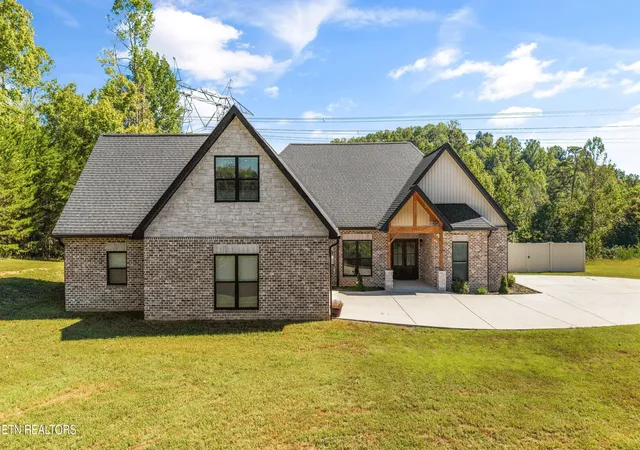Photo 1 of Single family home for sale at 9016 Thunder Bay Way, Knoxville, TN 37938 | MLS# 1357559 | Listing updated on 2026-10-02