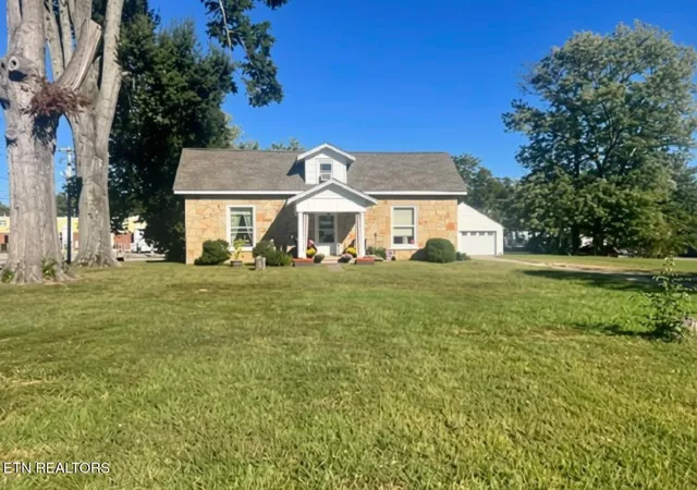 Single family home for sale at 607 N Spring St, Livingston, TN 38570 | MLS# 1358219