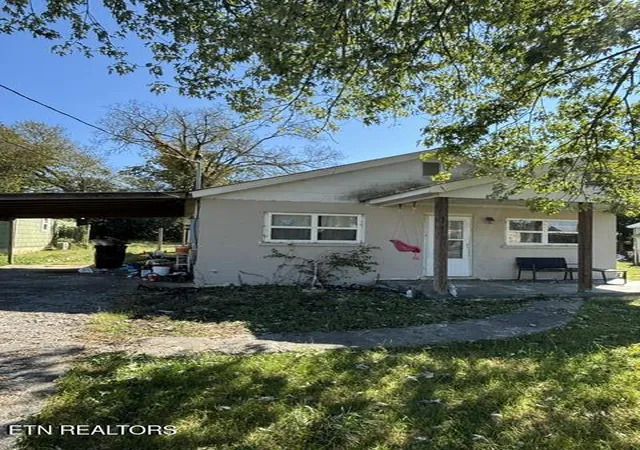 Single family home for sale at 44 Poplar St, Pikeville, TN 37367 | MLS# 1358028