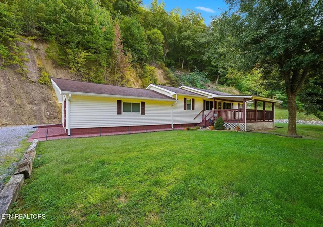 Photo 1 of Single family home for sale at 1958 Highway 25 70, Del Rio, TN 37727 | MLS# 1357773 | Listing updated on 2026-10-29
