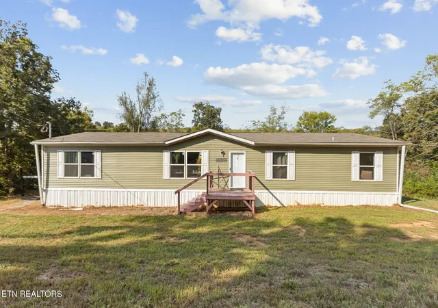 Photo 1 of Sale Pending at 650 Combs Rd, Rutledge, TN 37861 | MLS# 1357722 | Listing updated on 2026-10-10