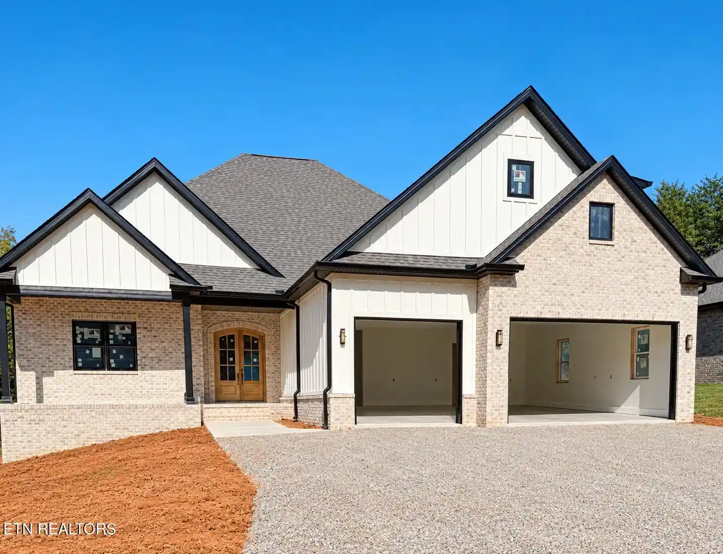 Single family home for sale at 137 Sikwa Tr, Vonore, TN 37885 | MLS# 1358493