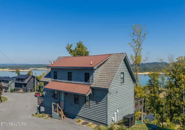 Photo 1 of Single family home for sale at 1371 Lake Hvn Way, Sevierville, TN 37876 | MLS# 1357929 | Listing updated on 2026-10-05