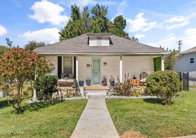 Photo 1 of Single family home for sale at 246 Glascock St, Alcoa, TN 37701 | MLS# 1358190 | Listing updated on 2026-10-12