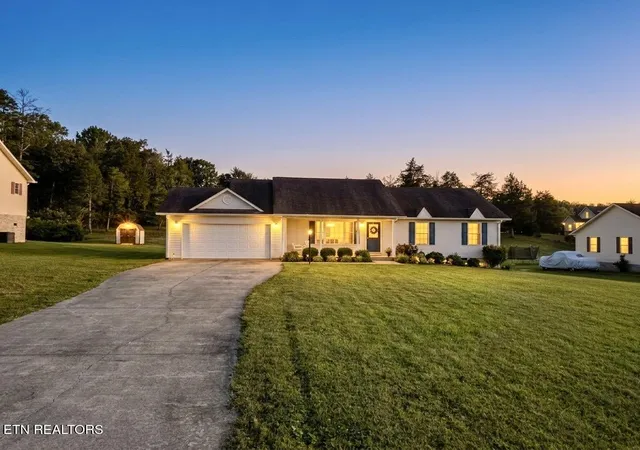 Single family home for sale at 130 Jared Ln, Cumberland Gap, TN 37724 | MLS# 1358158