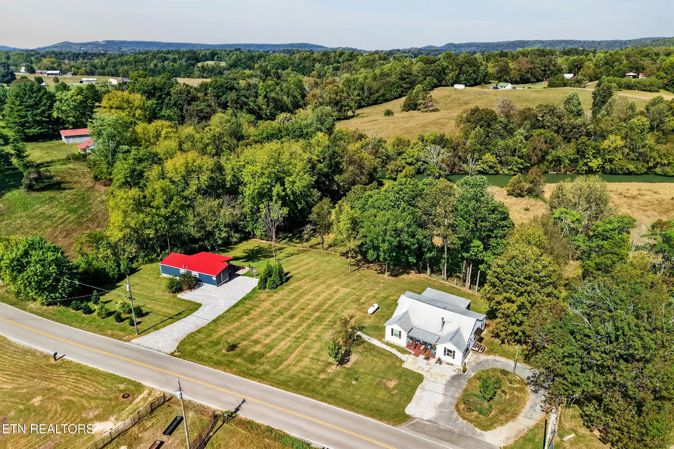 Photo 1 of Single family home for sale at 787/777 Blue Springs Rd, Sparta, TN 38583 | MLS# 1358201 | Listing updated on 2026-10-08