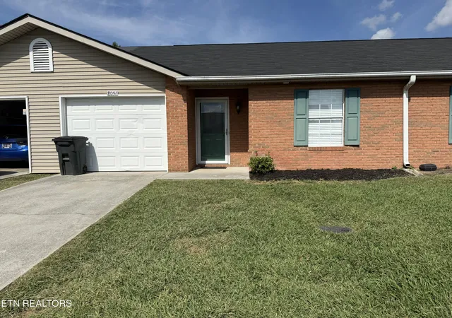 Listing Photo 1 - Condo for sale in building located at 8051 Intervale Wy, Powell, TN 37849