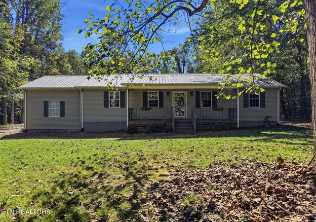 Single family home for sale at 128 Park Rd, Livingston, TN 38570 | MLS# 1358030