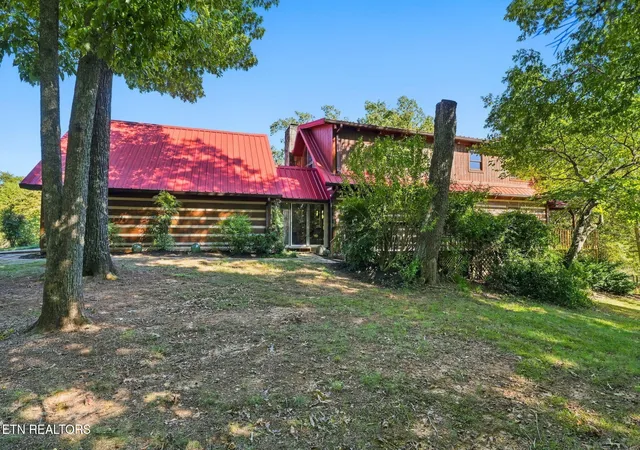 Photo 1 of Single family home for sale at 500 Blackberry Ridge Rd, Lenoir City, TN 37772 | MLS# 1358057 | Listing updated on 2026-10-28