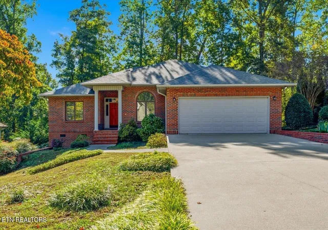 Photo 1 of Sale Pending at 440 Tigitsi Cir, Loudon, TN 37774 | MLS# 1358730 | Listing updated on 2026-10-28