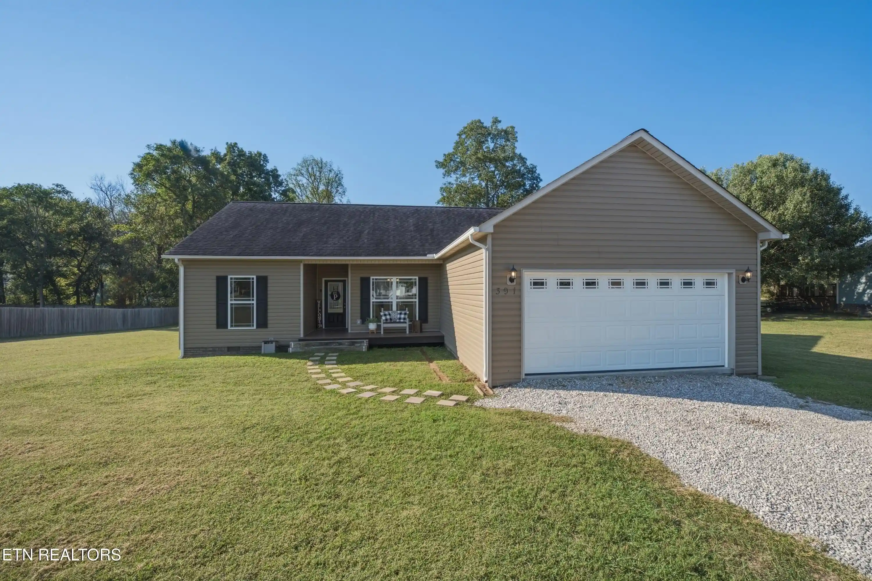 Single family home for sale at 391 Autumn Hills Dr, Rickman, TN 38580 | MLS# 1358064