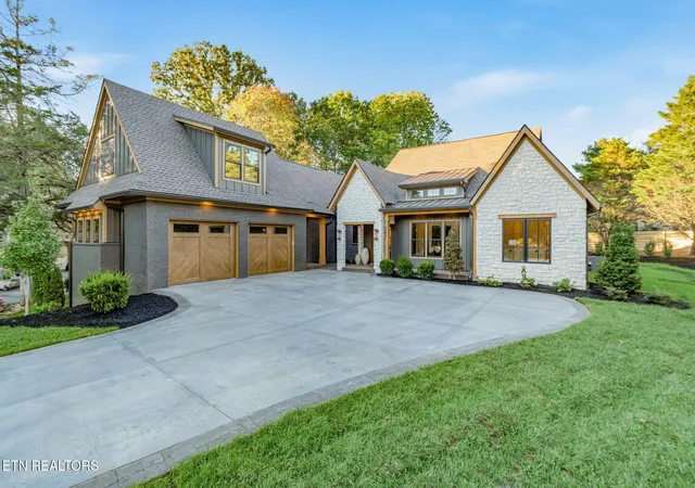 Photo 1 of Single family home for sale at 12001 Congressional Point, Farragut, TN 37934 | MLS# 1358374 | Listing updated on 2026-10-29