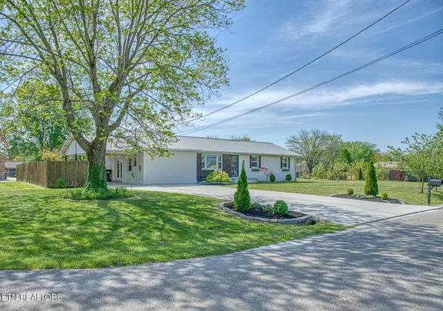 Photo 1 of Sale Pending at 858 Greenland Ave, Cookeville, TN 38501 | MLS# 1359055 | Listing updated on 2026-10-30