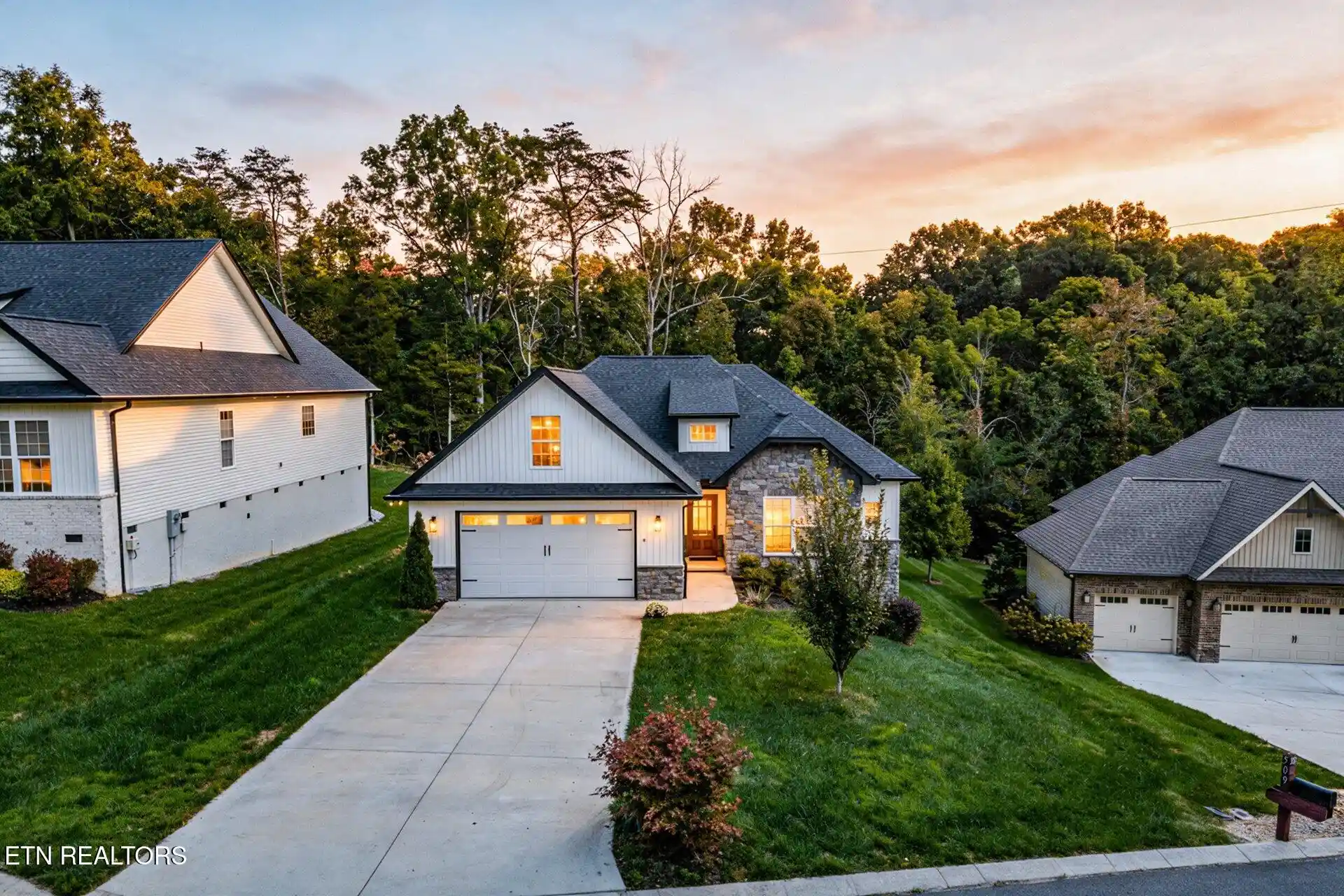 Photo 1 of Single family home for sale at 507 Igoti Pl, Loudon, TN 37774 | MLS# 1358877 | Listing updated on 2026-10-26