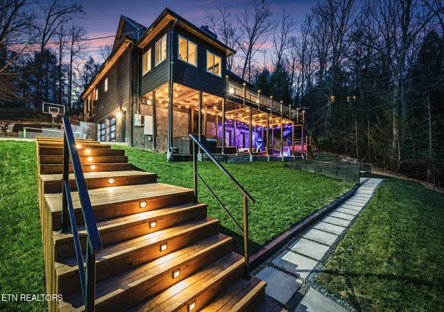 Photo 1 of Single family home for sale at 2210 Woodcock Tr, Sevierville, TN 37876 | MLS# 1359920 | Listing updated on 2026-10-23