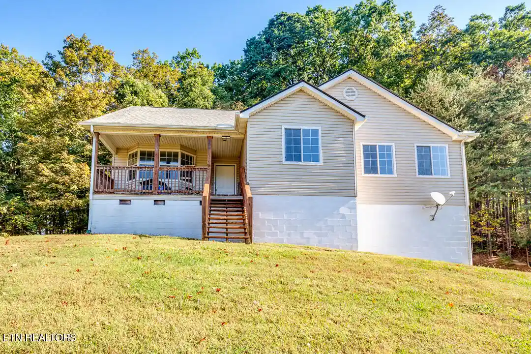 Photo 1 of Single family home for sale at 509 Thorn Hl School Rd, Thorn Hill, TN 37881 | MLS# 1358829 | Listing updated on 2026-10-27