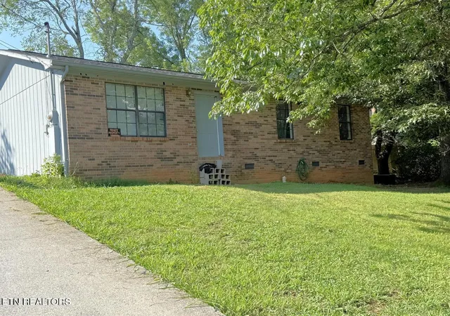 Photo 1 of Sale Pending at 151 Finley Dr, Lenoir City, TN 37771 | MLS# 1359165 | Listing updated on 2026-10-23