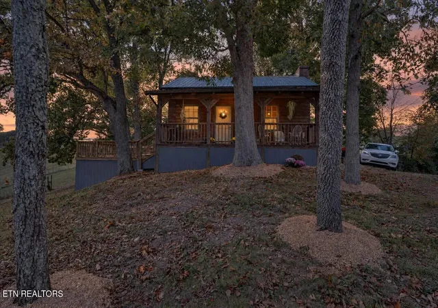 Single family home for sale at 726 Essary Rd, Tazewell, TN 37879 | MLS# 1358982