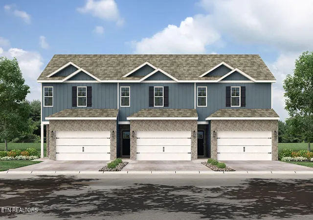 Single family home for sale at 3244 Hickory Clb Ln, Knoxville, TN 37931 | MLS# 1358986