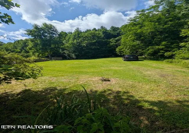 Photo 1 of Land for sale at 0 Bowling Rd, Middlesboro, KY 40965 | MLS# 1359116 | Listing updated on 2026-10-16