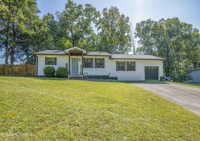 Single family home for sale at 1612 NW Helmbolt Rd, Knoxville, TN 37909 | MLS# 1359278