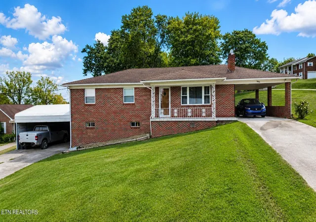 Single family home for sale at 3888 Chapman St, Morristown, TN 37813 | MLS# 1359305