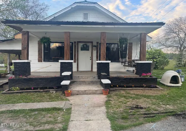 Photo 1 of Sale Pending at 35 Buffalo Rd, Oneida, TN 37841 | MLS# 1359385 | Listing updated on 2026-10-26