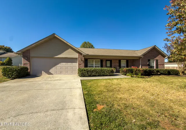 Single family home for sale at 2809 Mayfly Way, Maryville, TN 37803 | MLS# 1360234