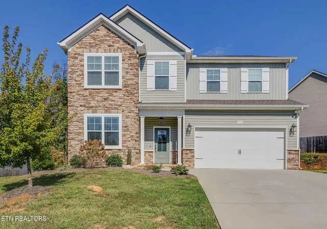 Single family home for sale at 7228 Willow Park Ln, Knoxville, TN 37931 | MLS# 1359463