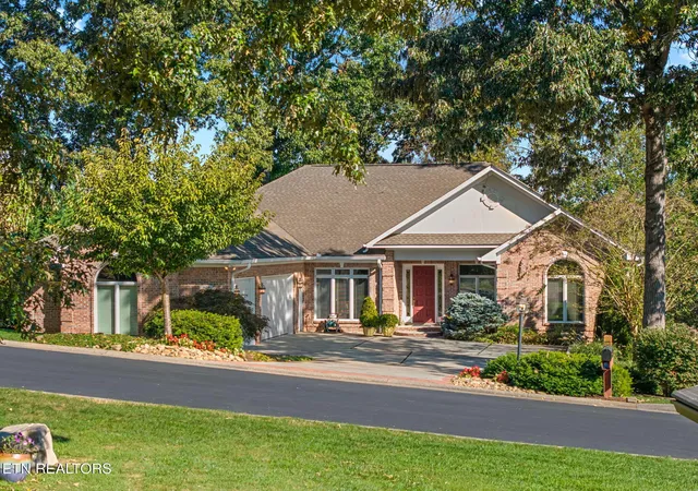 Photo 1 of Single family home for sale at 404 Catoosa Ln, Loudon, TN 37774 | MLS# 1359634 | Listing updated on 2026-10-23