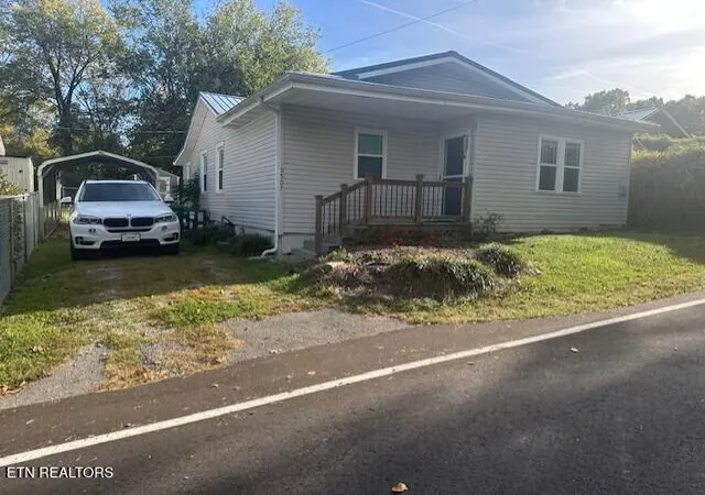 Photo 1 of Single family home for sale at 3507 Triple Oak St, Rockford, TN 37853 | MLS# 1360174 | Listing updated on 2026-10-27