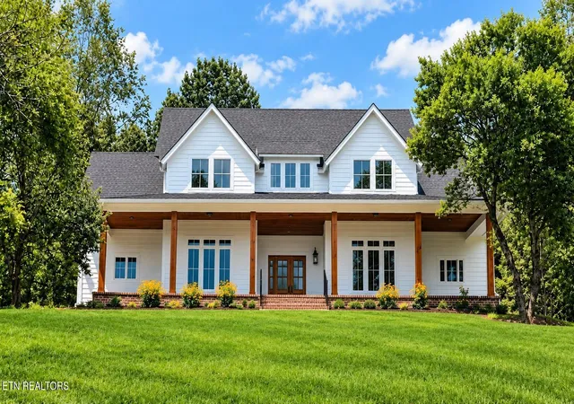 Single family home for sale at 165 Frances Ln, Kingston, TN 37763 | MLS# 1360416
