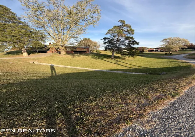 Single family home for sale at 770 Frg Ridge Rd, Harrogate, TN 37752 | MLS# 1360146