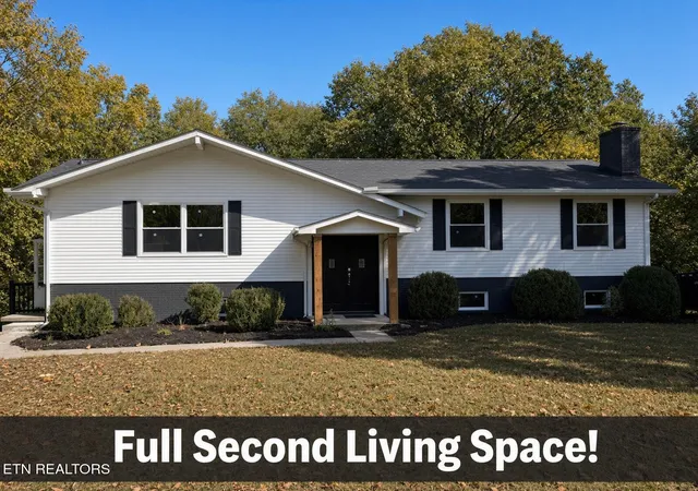 Photo 1 of Single family home for sale at 3018 Rambling Rd, Maryville, TN 37801 | MLS# 1360152 | Listing updated on 2026-10-30