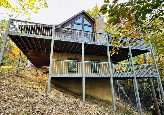 Single family home for sale at 4360 Carolina Cvs Way, Pigeon Forge, TN 37863 | MLS# 1360241