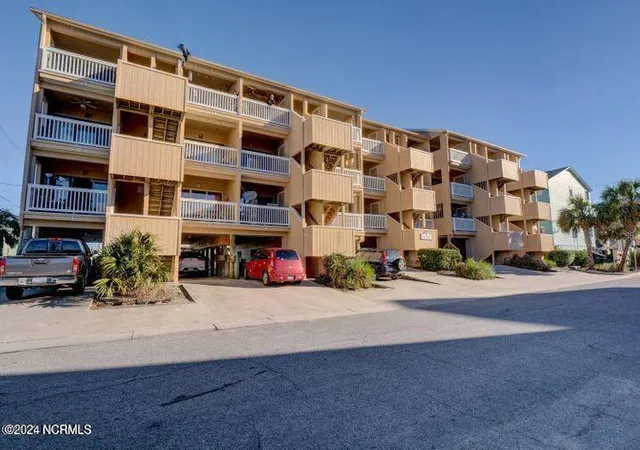 Listing Photo 2 - Condo for sale in building located at 1600 Canal Dr, Carolina Beach, NC 28428 - Unit #A19