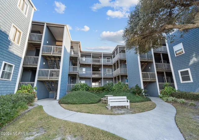Listing Photo 1 - Condo for sale in building located at 2224 New River Inlet Rd, North Topsail Beach, NC 28460 - Unit #338