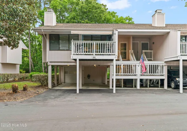Listing Photo 2 - Condo for sale in building located at 1200 Saint Joseph St, Carolina Beach, NC 28428 - Unit #Apt 66
