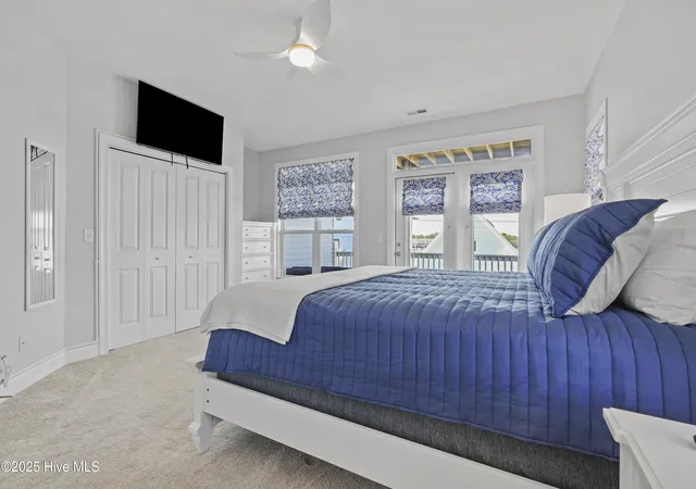 4th image of 1102 Canal Dr, Carolina Beach, NC 28428