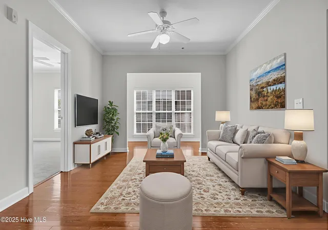 Listing Photo 3 - Condo for sale in building located at 2820 Bloomfield Ln, Wilmington, NC 28412 - Unit #Unit 204