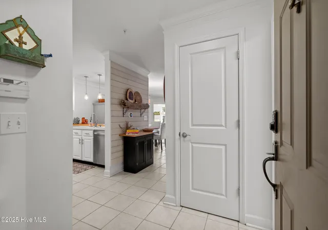 Listing Photo 4 - Condo for sale in building located at 250 S Crow Creek Dr Nw, Calabash, NC 28467 - Unit #21