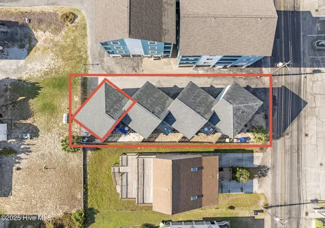 Listing Photo 4 - Condo for sale in building located at 1412 Canal Dr, Carolina Beach, NC 28428 - Unit #D