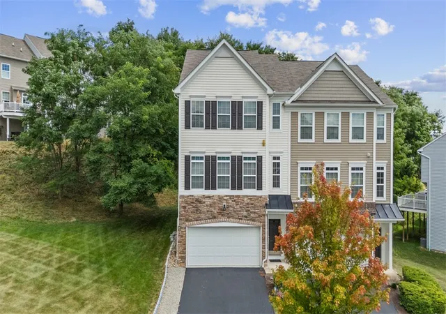 Townhouse for sale at 2134 Shawnee Dr, Washington, PA 15301 | MLS# 1718319 | Listing updated on 2025-11-01