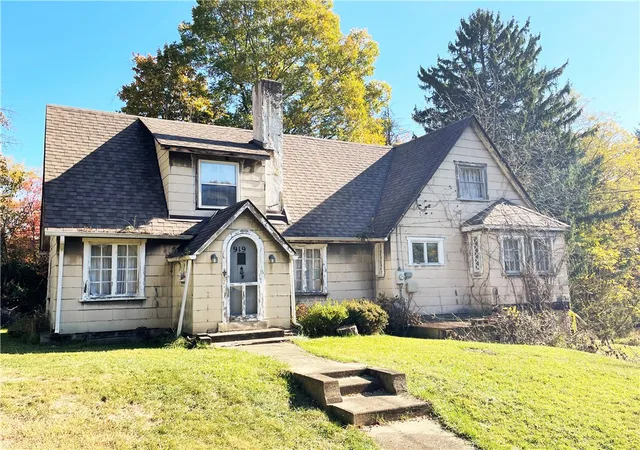 Single family home for sale at 919 Harper Road, Crescent, PA 15046 | MLS# 1726730