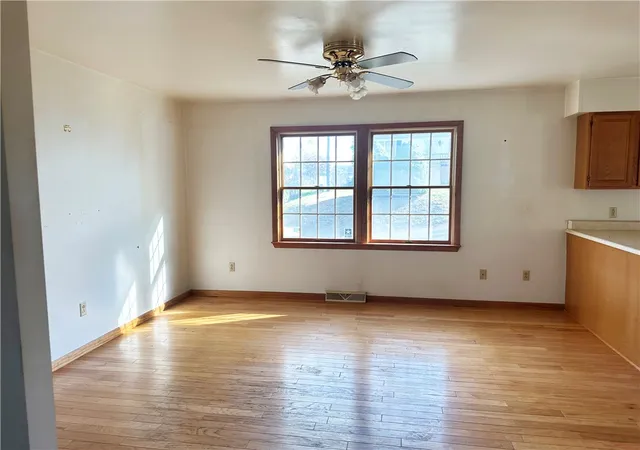 Photo 3 of Single family home for sale at 100 Belmont Ave, Canonsburg, PA 15317 | MLS# 1727465 | Listing updated on 2025-11-05